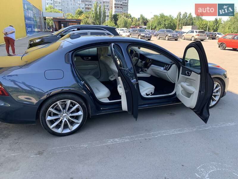 Седан Volvo S60 2019 в Запорожье фото 5 Седан Volvo S60 2019 в Запорожье