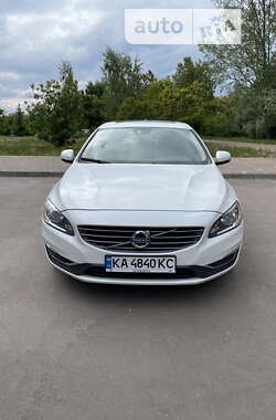 Седан Volvo S60 2013 в Сумах