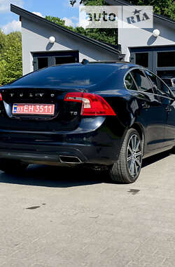 Седан Volvo S60 2014 в Луцке