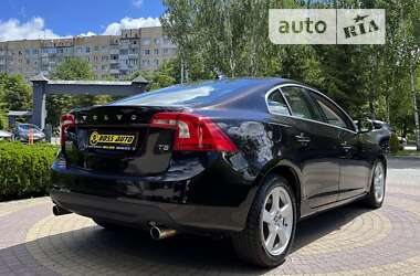 Седан Volvo S60 2013 в Львові