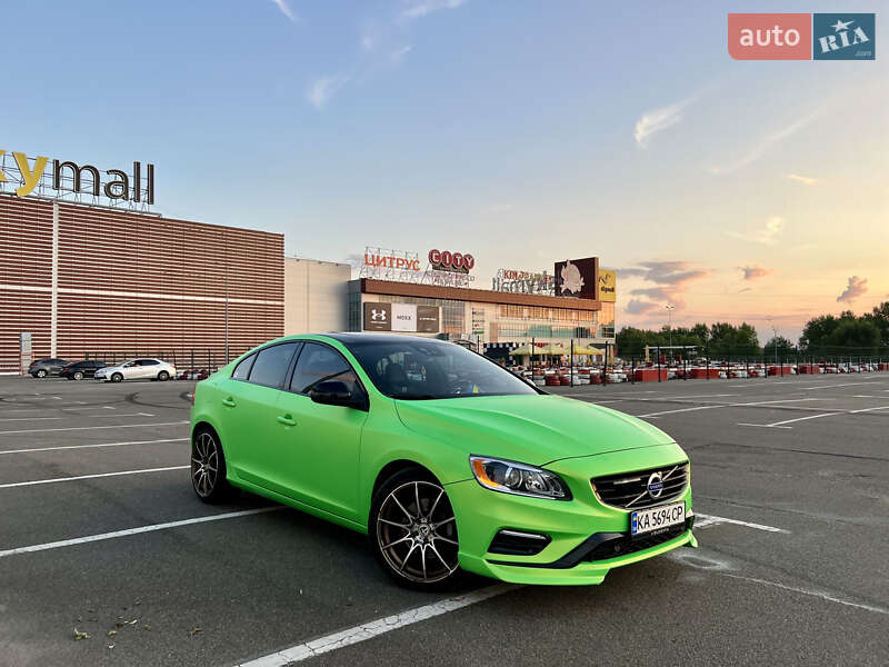 Седан Volvo S60 2015 в Киеве фото 4 Седан Volvo S60 2015 в Киеве