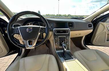 Седан Volvo S60 2014 в Киеве