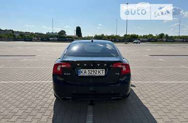 Седан Volvo S60 2014 в Киеве