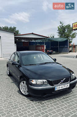 Седан Volvo S60 2002 в Чернобае