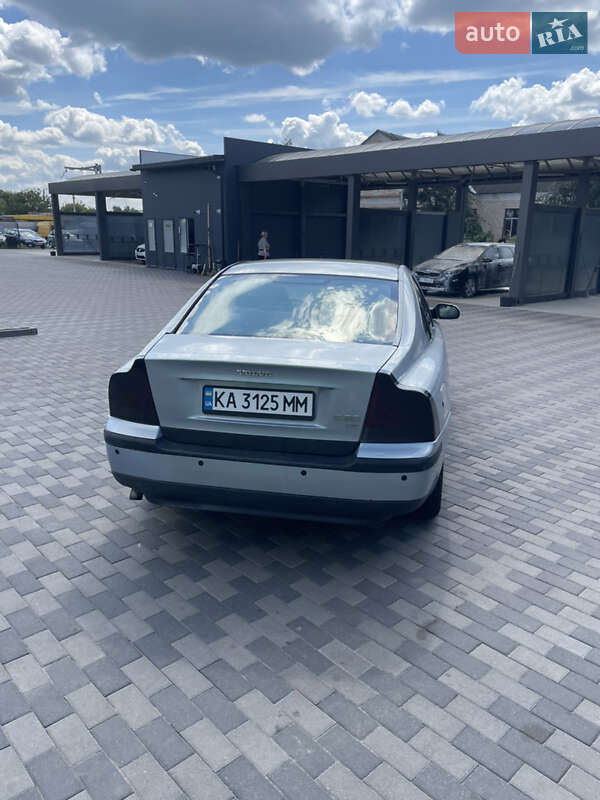 Седан Volvo S60 2001 в Киеве
