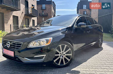 Седан Volvo S60 2017 в Ивано-Франковске