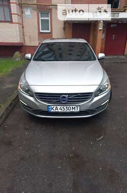 Седан Volvo S60 2014 в Хмельницком