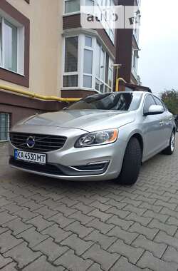 Седан Volvo S60 2014 в Хмельницком