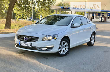 Седан Volvo S60 2013 в Павлограді