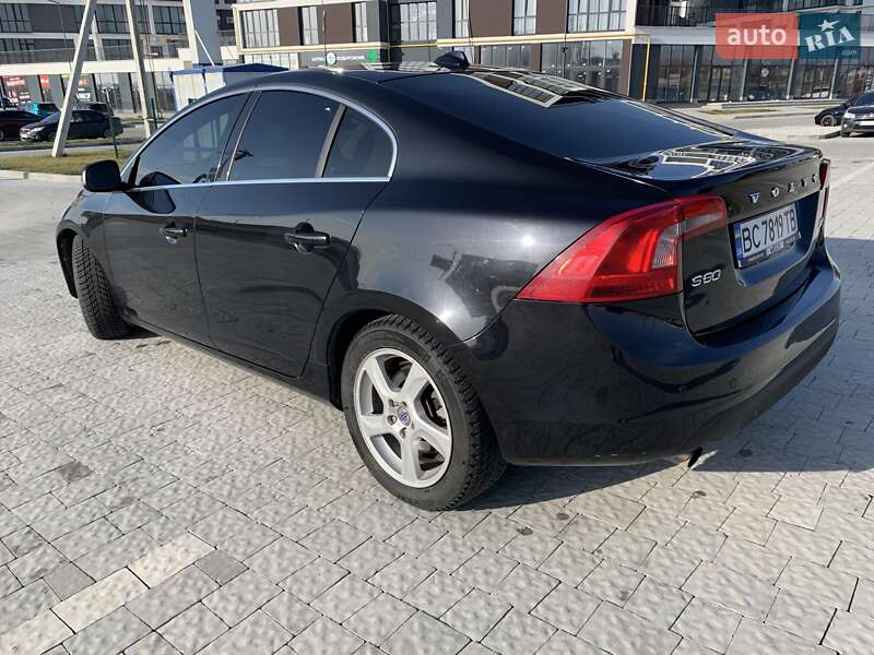 Седан Volvo S60 2012 в Львові фото 3 Седан Volvo S60 2012 в Львові
