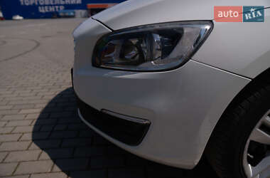 Седан Volvo S60 2013 в Тернополі