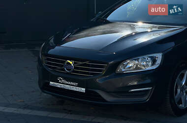 Седан Volvo S60 2014 в 