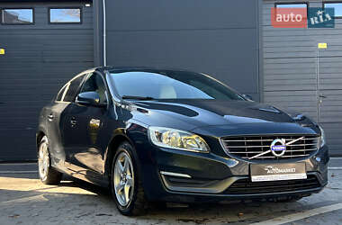 Седан Volvo S60 2014 в 