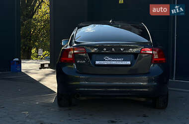 Седан Volvo S60 2014 в 