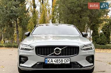 Седан Volvo S60 2024 в 