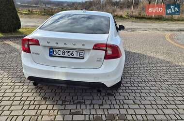 Седан Volvo S60 2013 в Львове