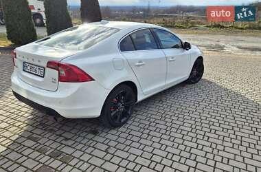 Седан Volvo S60 2013 в Львове