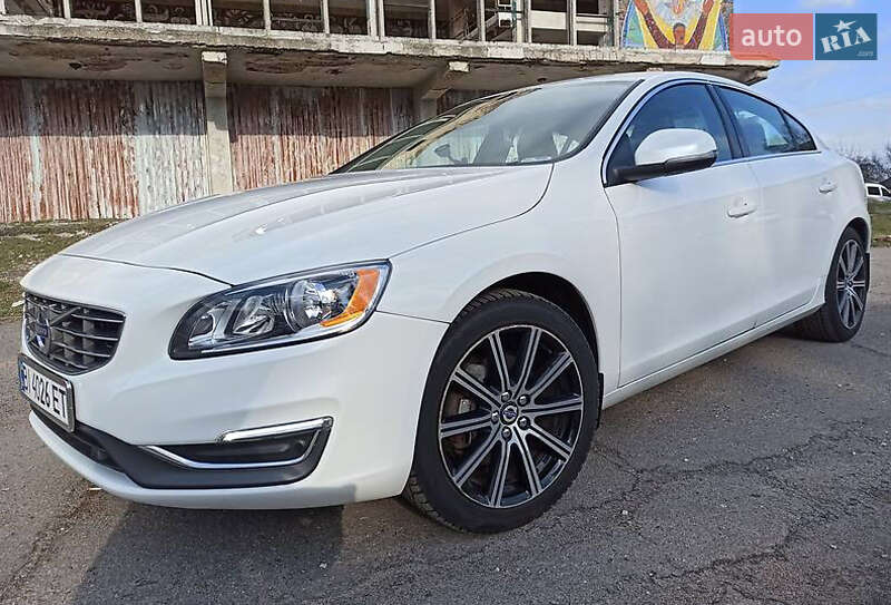Седан Volvo S60 2016 в Луцьку