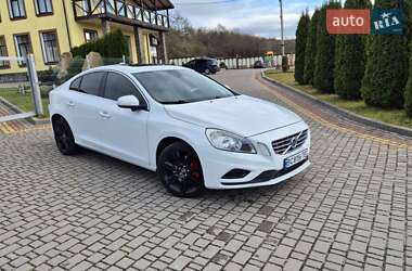 Седан Volvo S60 2013 в Львові