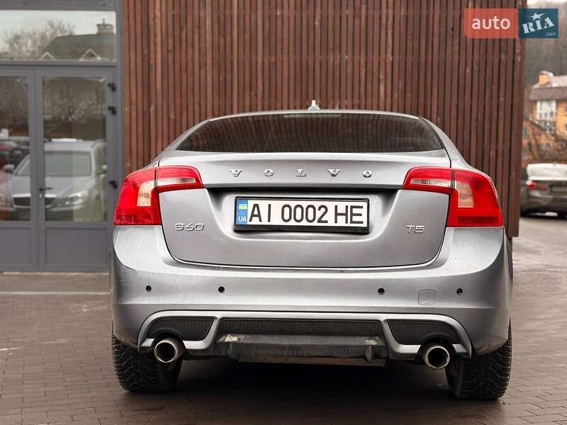 Седан Volvo S60 2016 в Обухове