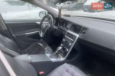 Седан Volvo S60 2014 в 