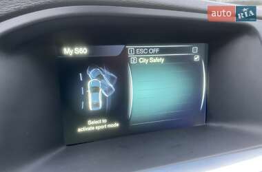 Седан Volvo S60 2014 в 