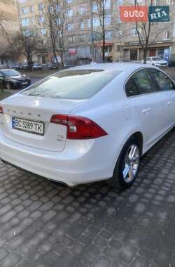 Седан Volvo S60 2014 в 