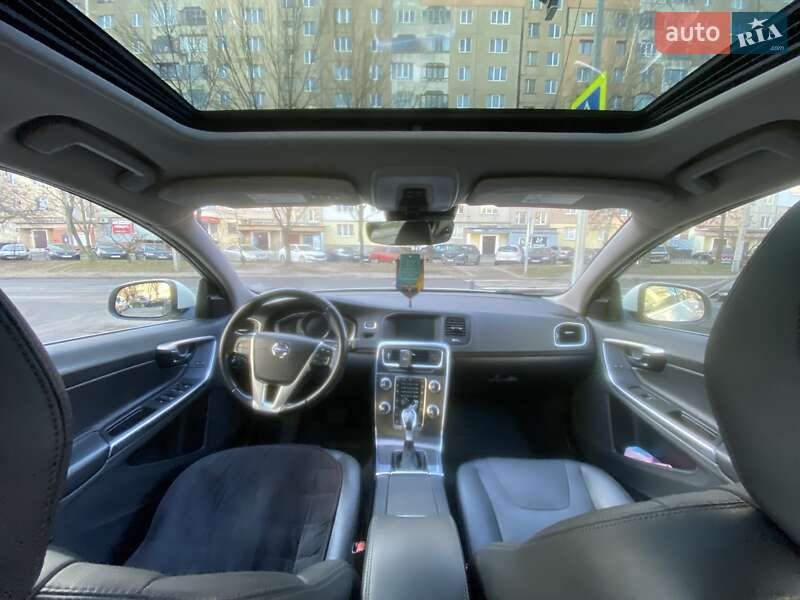 Седан Volvo S60 2014 в Львові фото 25 Седан Volvo S60 2014 в Львові