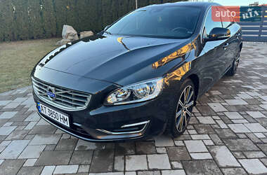 Седан Volvo S60 2014 в Івано-Франківську