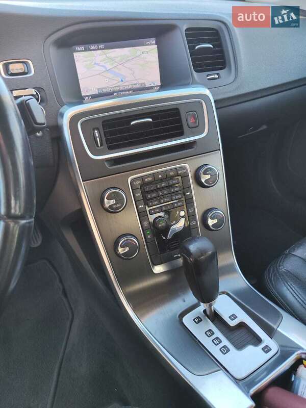 Седан Volvo S60 2012 в Ковеле