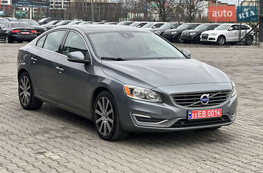 Седан Volvo S60 2016 в 