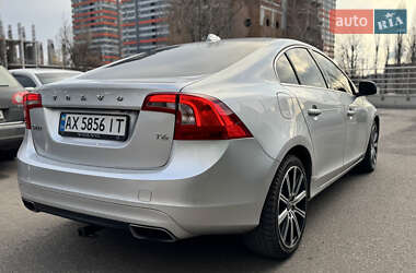 Седан Volvo S60 2014 в 