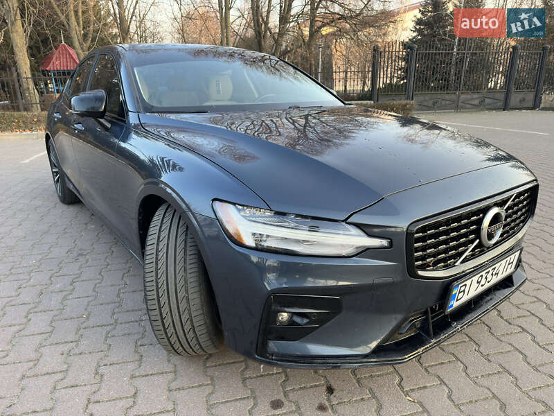 Седан Volvo S60 2021 в Полтаве