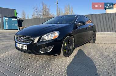 Седан Volvo S60 2013 в Кропивницком