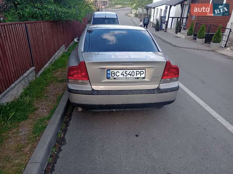 Седан Volvo S60 2003 в Старом Самборе