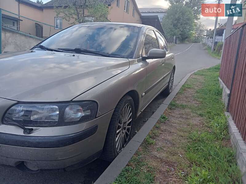 Седан Volvo S60 2003 в Старом Самборе