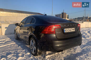 Седан Volvo S60 2014 в Києві