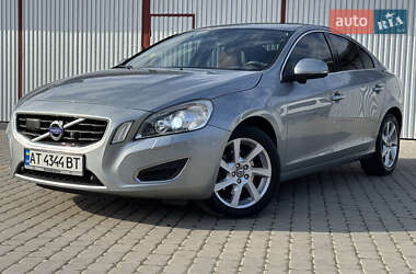 Седан Volvo S60 2011 в Коломые