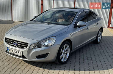 Седан Volvo S60 2011 в Коломые