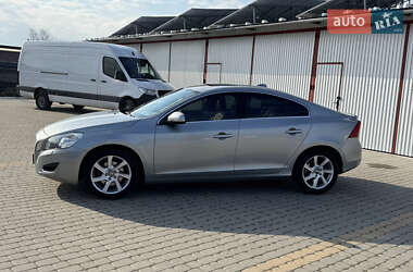 Седан Volvo S60 2011 в Коломые