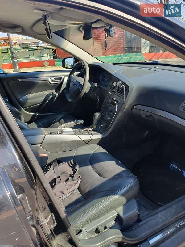 Седан Volvo S60 2003 в Измаиле