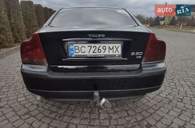 Седан Volvo S60 2002 в Жовкве