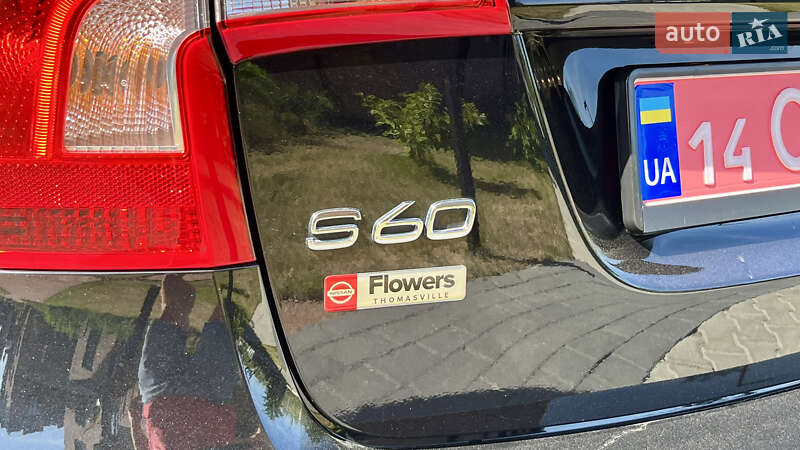 Седан Volvo S60 2016 в Ивано-Франковске
