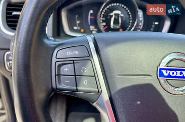 Седан Volvo S60 2016 в 