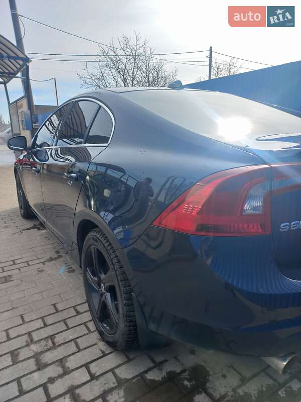 Седан Volvo S60 2010 в Львове фото 5 Седан Volvo S60 2010 в Львове