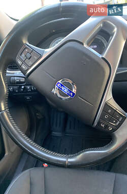Седан Volvo S60 2010 в 
