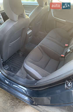 Седан Volvo S60 2010 в 