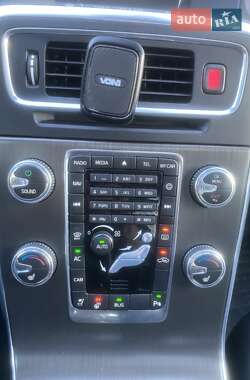 Седан Volvo S60 2014 в 