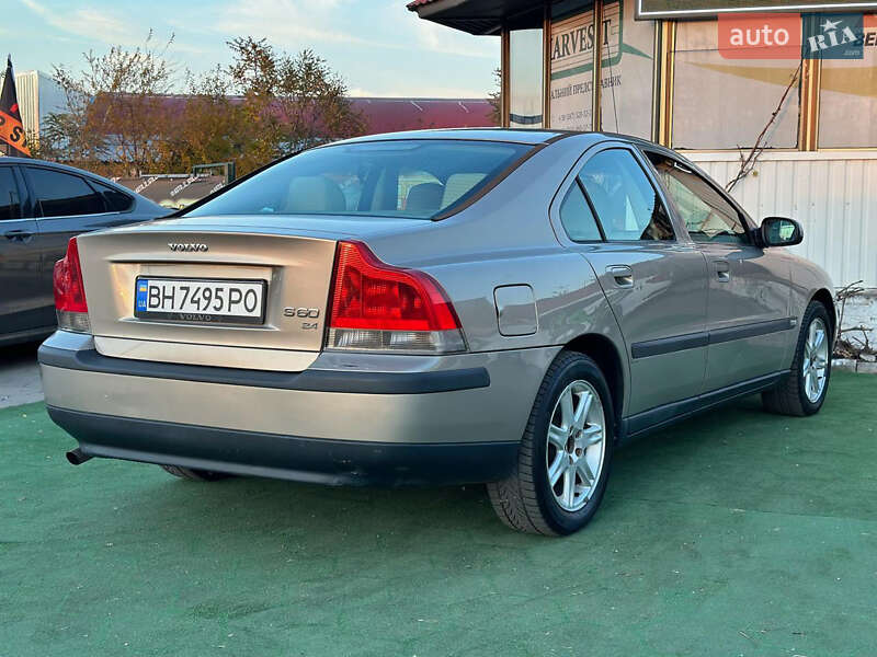 Седан Volvo S60 2001 в Одессе