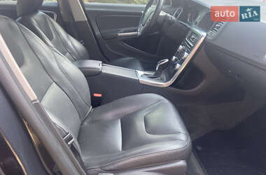 Седан Volvo S60 2016 в 